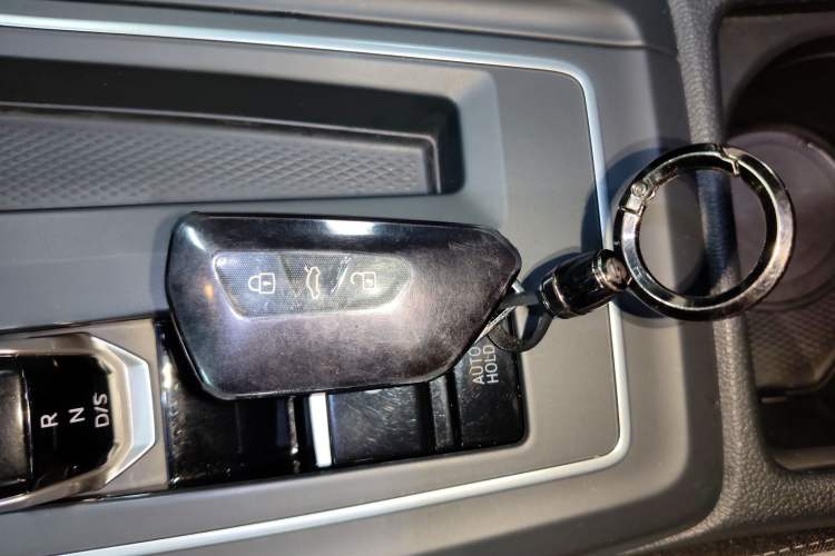 Used Volkswagen Golf 2021 280TSI DSG Pro Vehicle Key