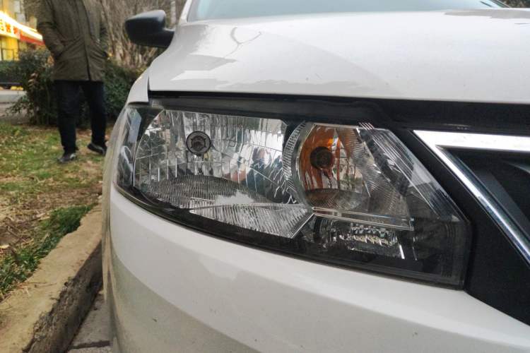 Used Skoda Rapid 2015 1.4L Manual Enjoyment Model
