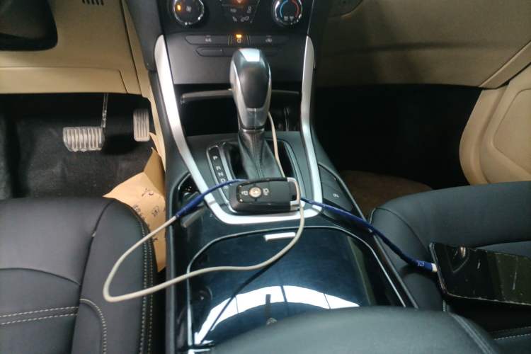 Used Ford Edge 2018 EcoBoost 245 Two-Wheel-Drive Titanium 5-Seater China VI Standard