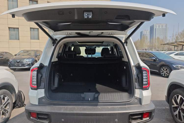 Used Haval DARGO 2021 1.5T DCT Two-Wheel Drive Border Collie Edition Trunk