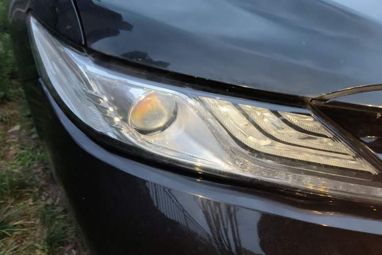 Used Toyota Camry 2019 Revised Version 2.0G Luxury Edition