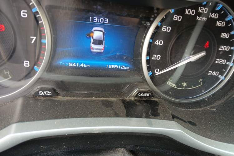 Used Geely Auto Emgrand 2017 Sedan Million Edition 1.5L Manual - Upward Version Odometer Close Up