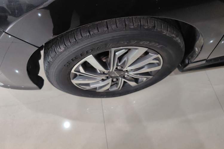 Used SAIC MAXUS G20 2021 PLUS 2.0T Gasoline Automatic Luxury Edition