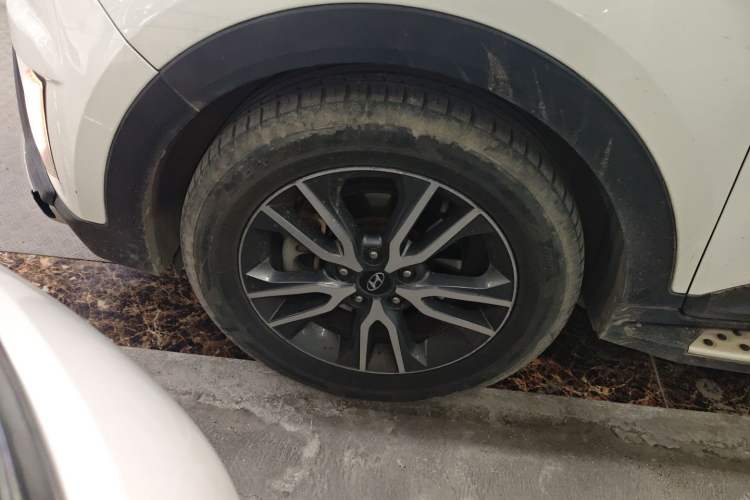 Used Hyundai ix25 2016 1.6T Dual-Clutch Two-Wheel-Drive Deluxe DLX Model