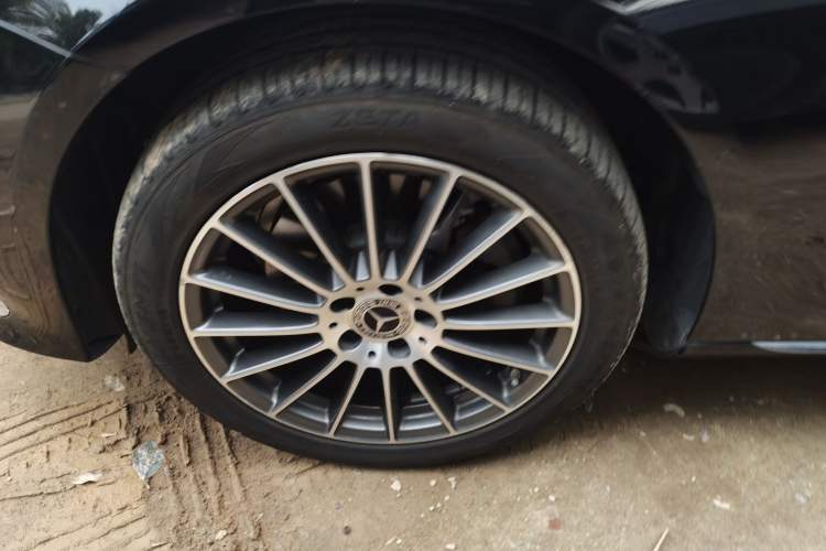 Used Mercedes-Benz E-Class 2021 Facelift E 260 L
