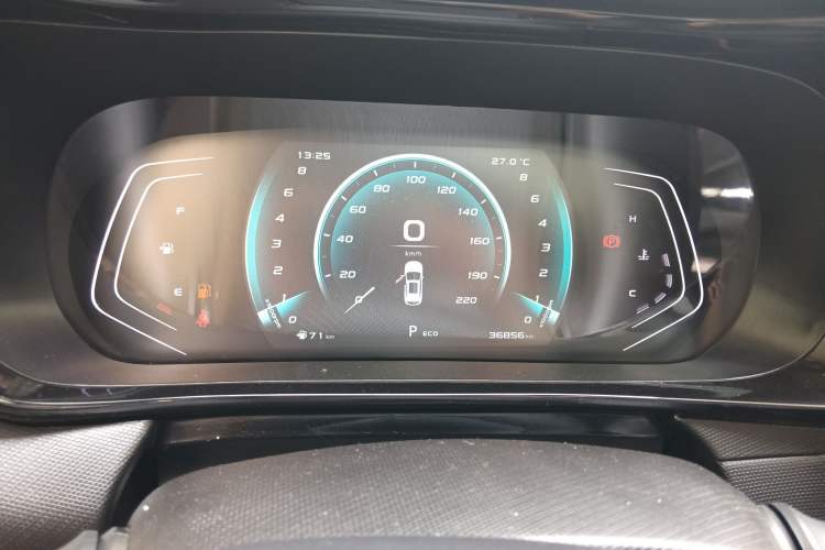 Used CHANGAN OSHAN X5 2022 Sport Edition 1.5T DCT Cyclone Assault Instrument Cluster