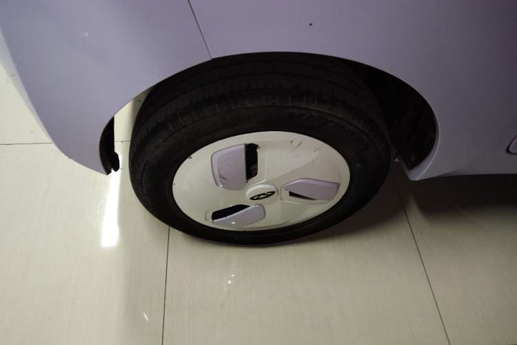 Used Chery QQ Ice Cream 2022 120km Conical Shape Lithium Iron Phosphate