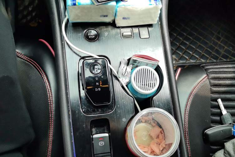 Used Nissan Sylphy 2023 Super Hybrid Electric Drive Super Smart Connectivity Plus Gear Lever