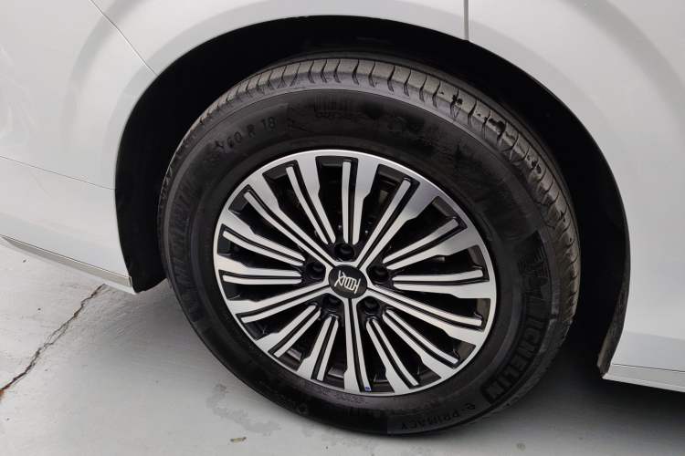 Used BYD Xia 2025 DM-i 1.5T 180km Beyond Edition Exterior 8