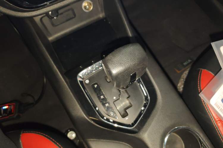 Used Soueast DX3 2016 1.5T CVT Flagship Model
