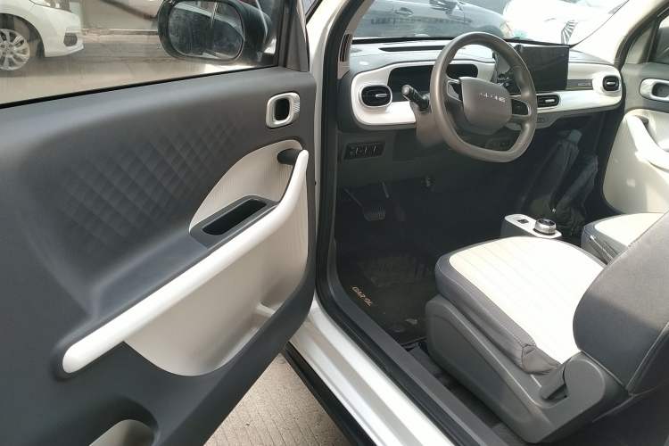 Used Geely Galaxy Panda 2025 210km Panda Kart Driver Seat