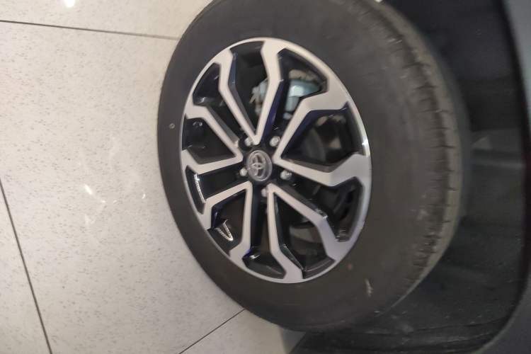 Used Toyota FRONTLANDER 2024 2.0L CVT Luxury Edition Exterior 5