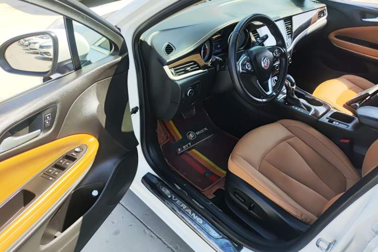 Used Buick Verano 2017 Sedan 20T Dual-Clutch Flagship Model
