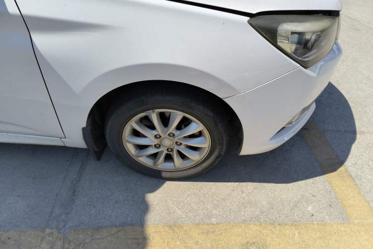 Used Changan Alsvin V7 2016 1.6L Manual Enjoyment Model China V Standard
