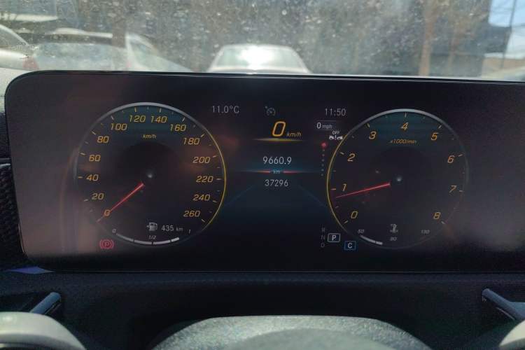 Used Mercedes-Benz A-Class 2022 Revised Version A 200 L Sport Sedan Fashionable Style