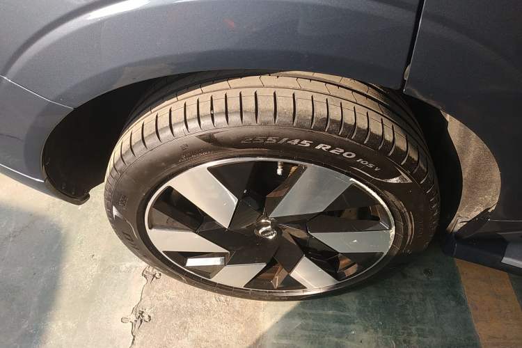 Used Volvo XC60 New Energy 2024 T8 Plug-in Hybrid Long-Range All-Wheel Drive Smart Luxury Edition
