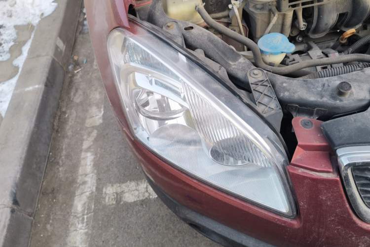 Used Nissan Qashqai 2012 1.6XE Wind 5MT 2WD Right Front Headlight