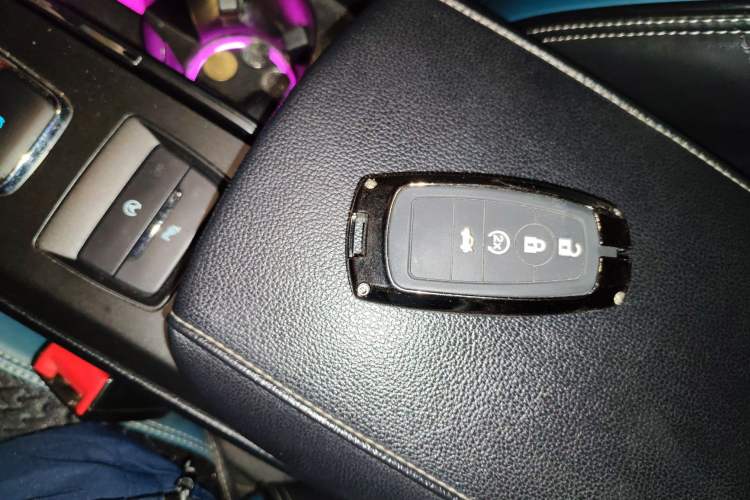 Used Ford Mondeo 2018 EcoBoost 200 Luxury Model Vehicle Key