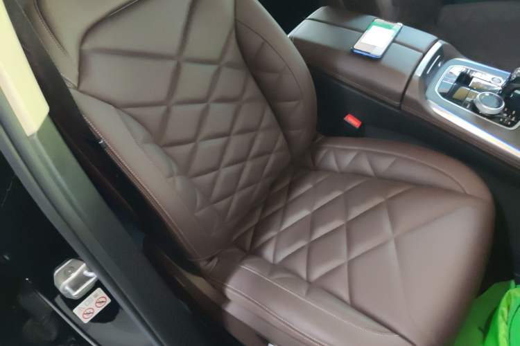 Used BMW X5 2022 Restyled xDrive 30Li M Sport Package Right Front Seat