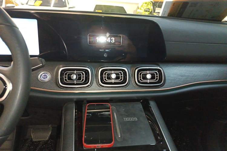 Used Chery Tiggo 9 2023 2.0T Dual-Clutch Two-Wheel Drive Luxury Edition 7 Seats
