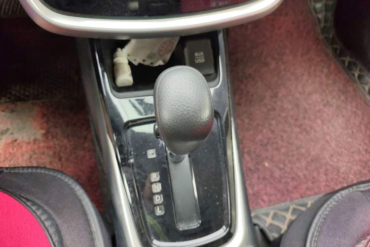 Used Nissan Tiida 2016 1.6L CVT Cool Dynamic Edition