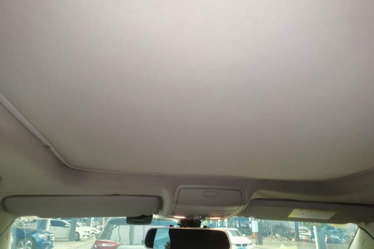 Used Volkswagen Tiguan 2015 1.8TSI Automatic Two-Wheel Drive Luxury Model Headliner