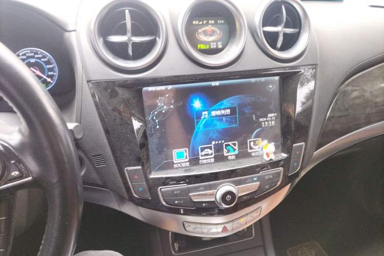 Used BYD Tang New Energy 2015 2.0T Four-Wheel-Drive Flagship Model