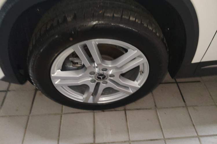 Used Mercedes-Benz GLA 2023 Facelifted GLA 200 Exterior 1