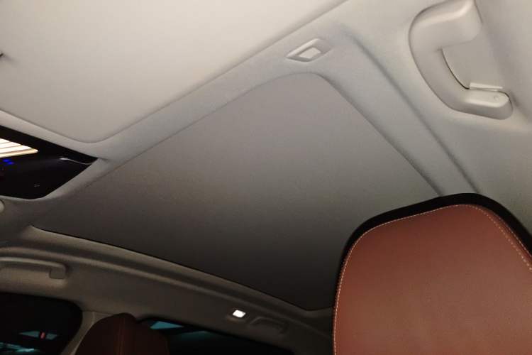 Used BMW X7 2019 xDrive40i Luxury Package with Leading Features
