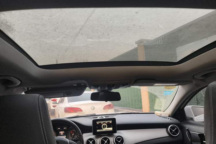 Used Mercedes-Benz GLA 2015 GLA 200 Fashion Model