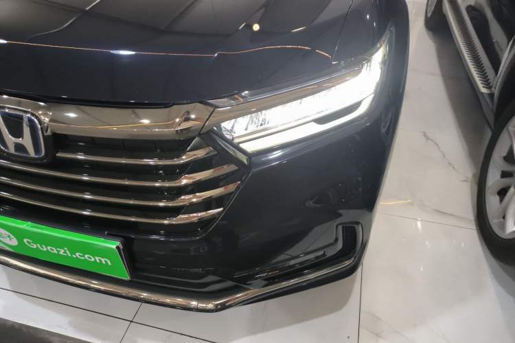 Used Honda Odyssey 2024 2.0L eHEV Sharp & Smart Edition