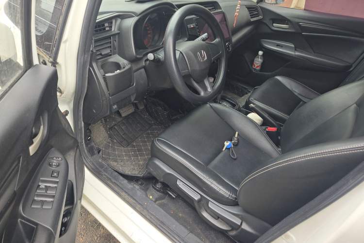 Used Honda Fit 2018 1.5L CVT Comfort Sunroof Version
