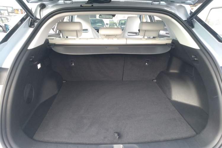 Used CHANGAN OSHAN Z6 New Energy 2022 Blue Whale iDD 150KM Flagship PLUS Smart Parking Edition Trunk