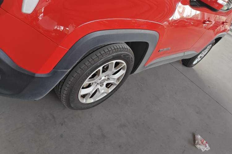 Used Jeep Renegade 2017 180T Automatic High-Energy Version