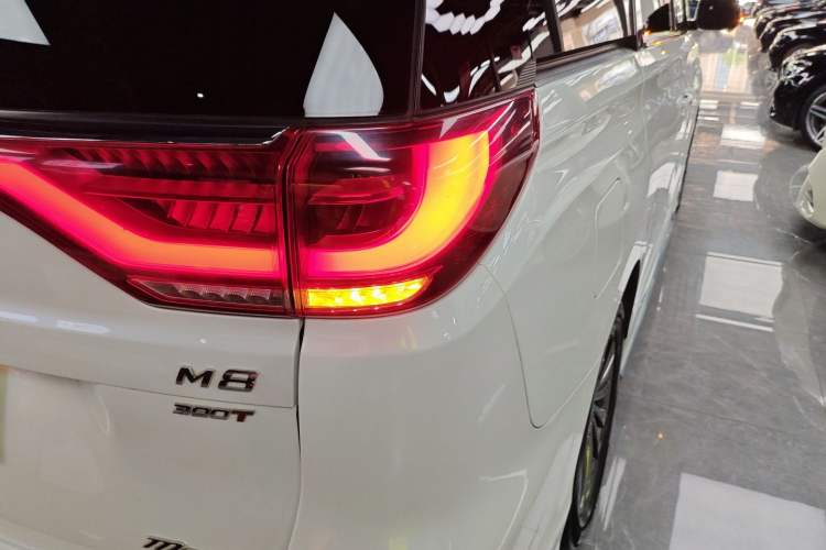 Used GAC Trumpchi M8 2021 Master Series 390T Ultimate Edition Right Rear Taillight