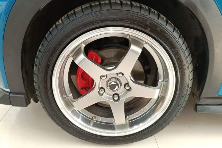 Used BYD Dolphin 2021 401km Knight Edition Left Front Wheel Hub