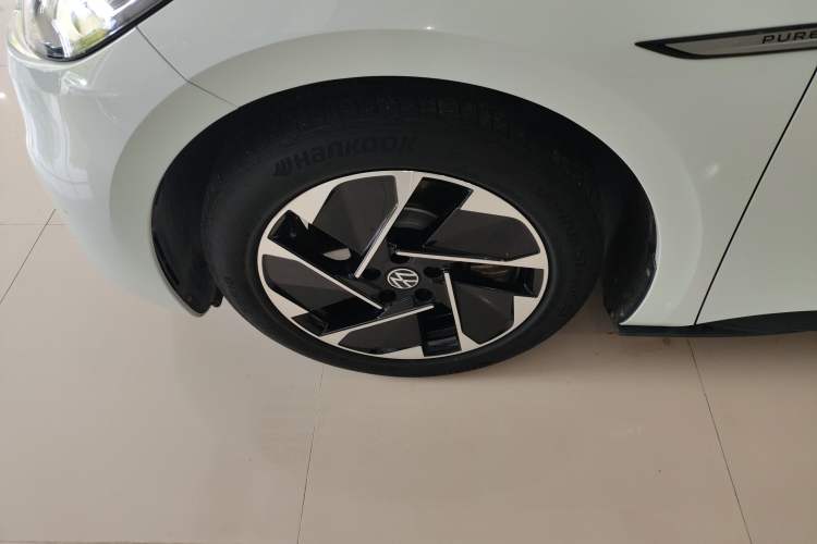 Used Volkswagen ID.3 2023 Upgraded Model Pure Intelligent Enjoyment Version Left Front Wheel Hub