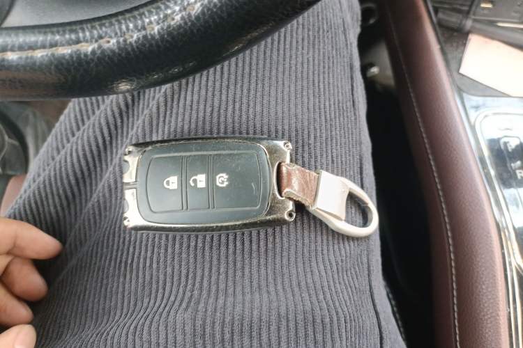 Used Dongfeng Fengon 580 2017 1.5T CVT Comfort Model Vehicle Key