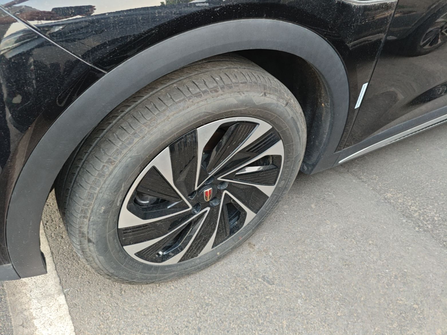 Hongqi HS7 PHEV 2024 2.0T PHEV Four-Wheel Drive Flagship Edition 6 Seats — снимка 10