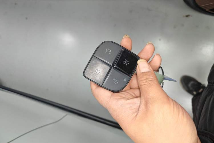 Used Lynk & Co 08 EM-P 2023 220 km Limited-Time Edition
