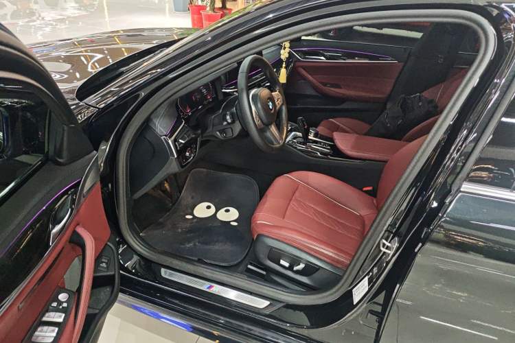 Used BMW 5 Series 2022 Second Facelift 525Li M Sport Package