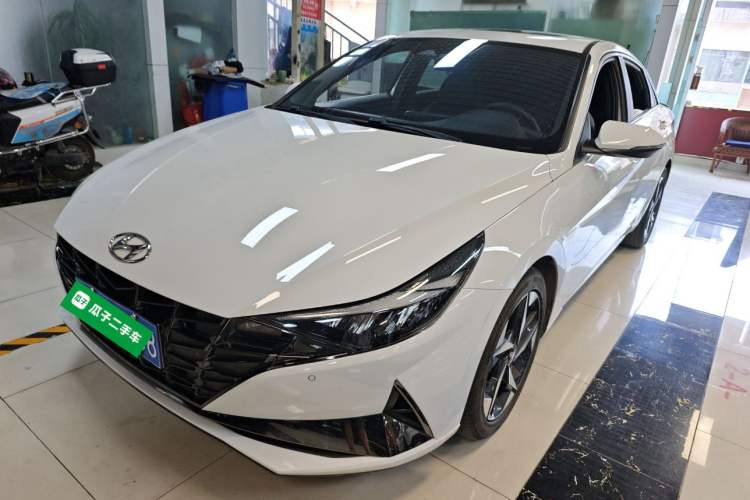 Used Hyundai Elantra 2022 240TGDi DCT LUX Prestige Edition