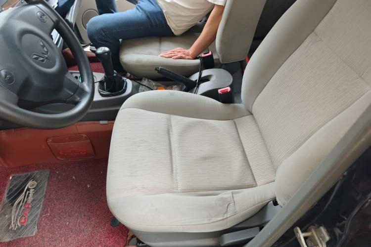 Used Wuling Hongguang 2014 1.5L Base Version
