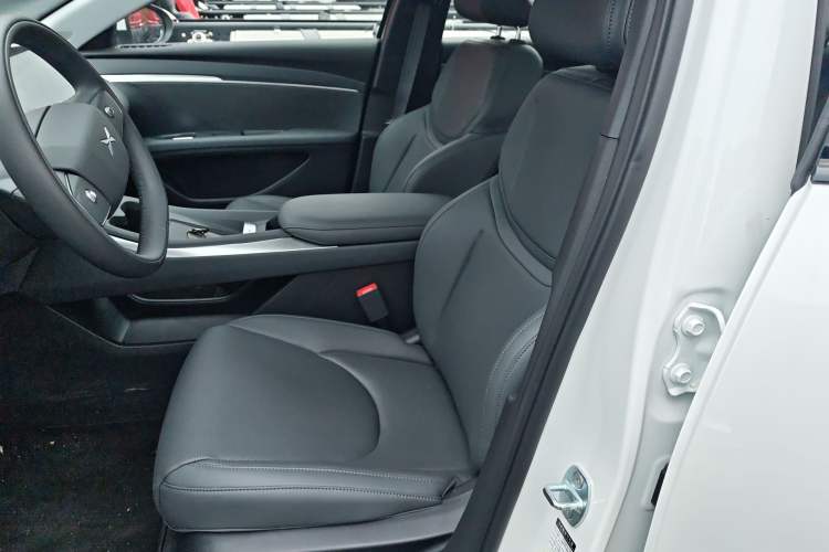 Used XPeng MONA M03 2025 620 Ultra-Long Range Plus Left Front Seat