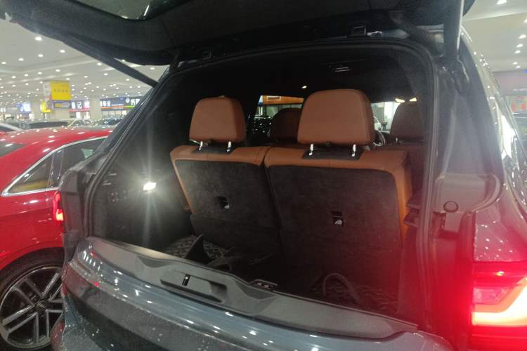 Used BMW X7 2022 xDrive40i Luxury M Sport Package