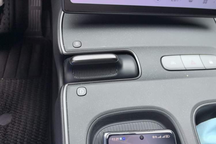 Used Nio ET5 2022 75 kWh Gear Lever