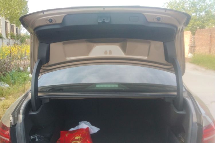 Used Volkswagen Passat 2020 330TSI Elite Edition China VI Trunk