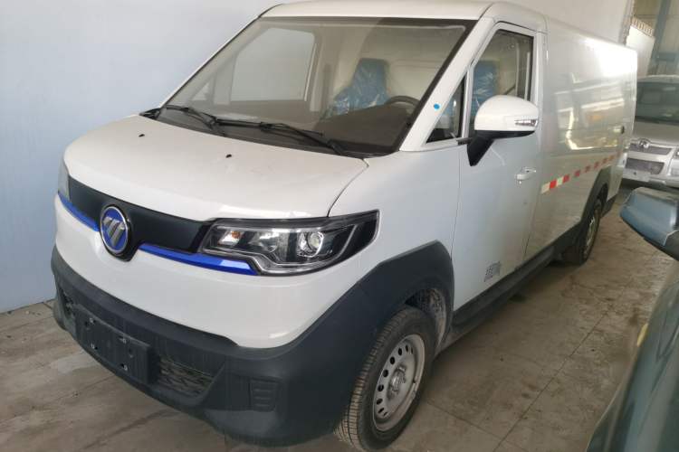 Used Foton Intelligent Blue Elf E7 2024 All-Electric Van Flat Roof 2 Seats EVE Energy 41.86 kWh