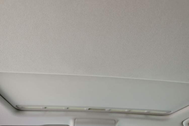 Used Volkswagen Lavida 2015 1.6L Manual Comfort Edition