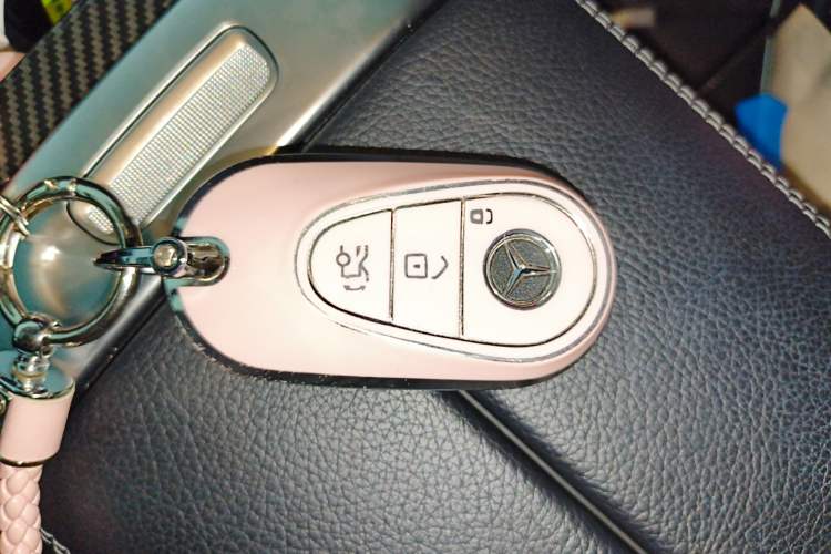 Used Mercedes-Benz C-Class 2024 Facelift C 260 L Night Edition Sport Version
